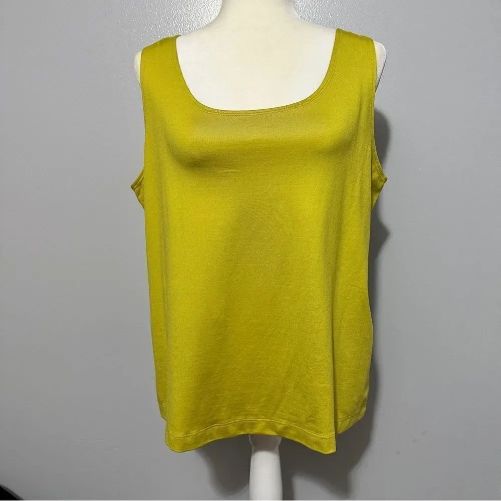 Additions by Chicos yellowish-green tank size L (3 in Chicos)